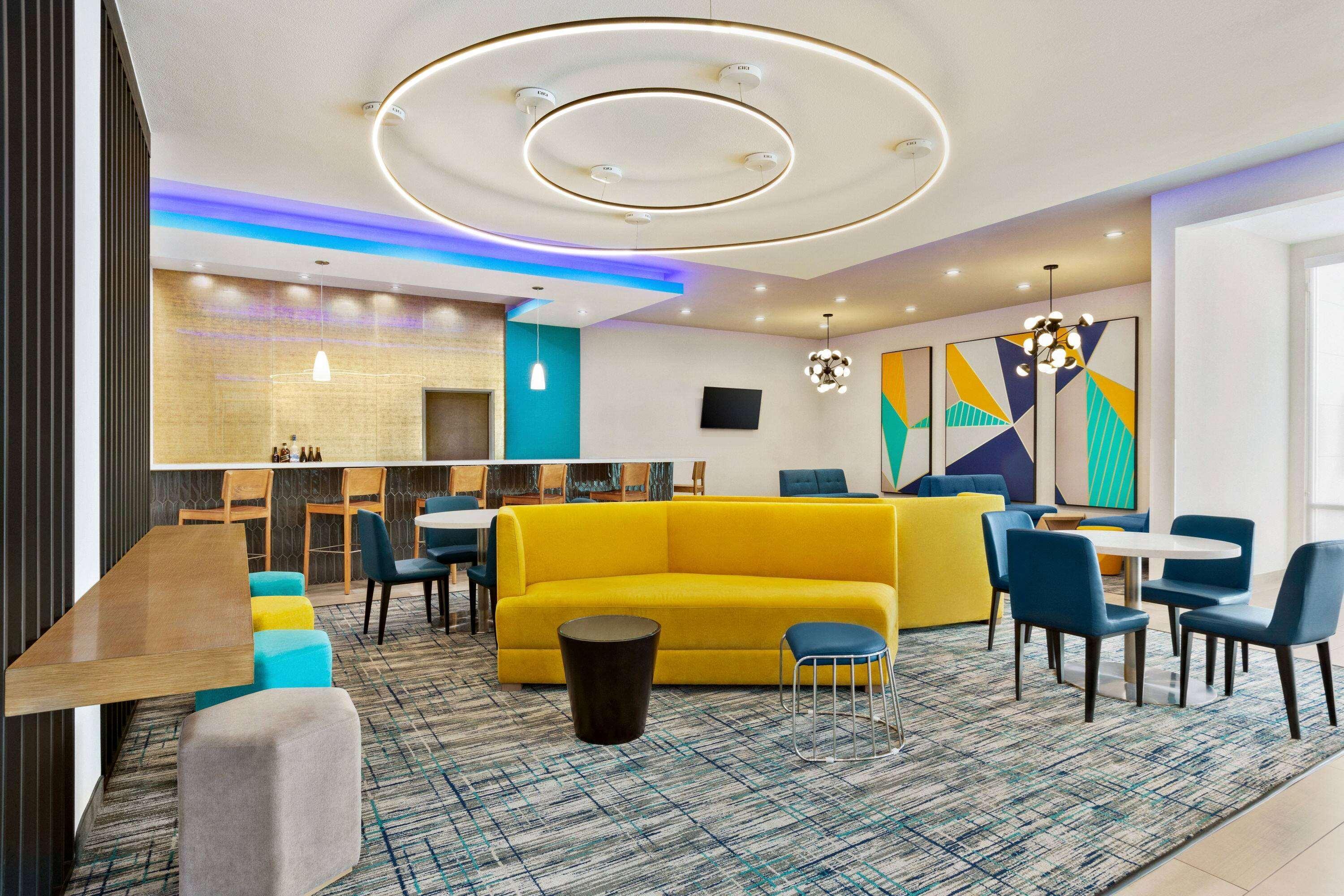 La Quinta By Wyndham Richmond-Sugarland Hotel Ngoại thất bức ảnh