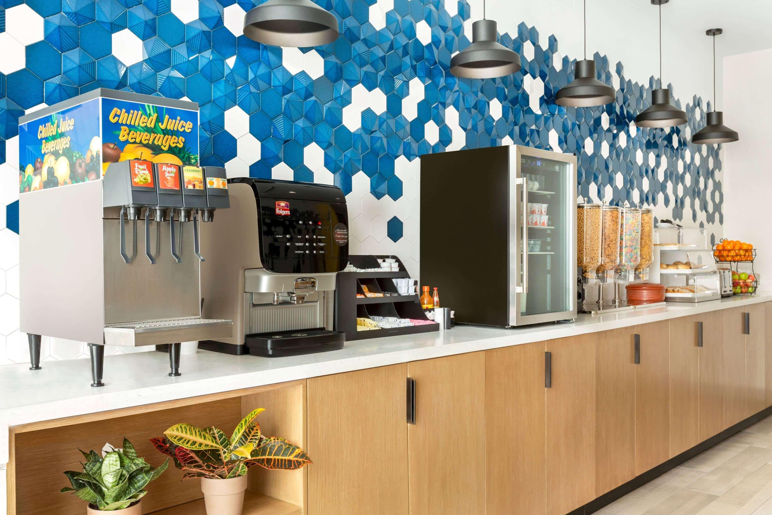 La Quinta By Wyndham Richmond-Sugarland Hotel Ngoại thất bức ảnh