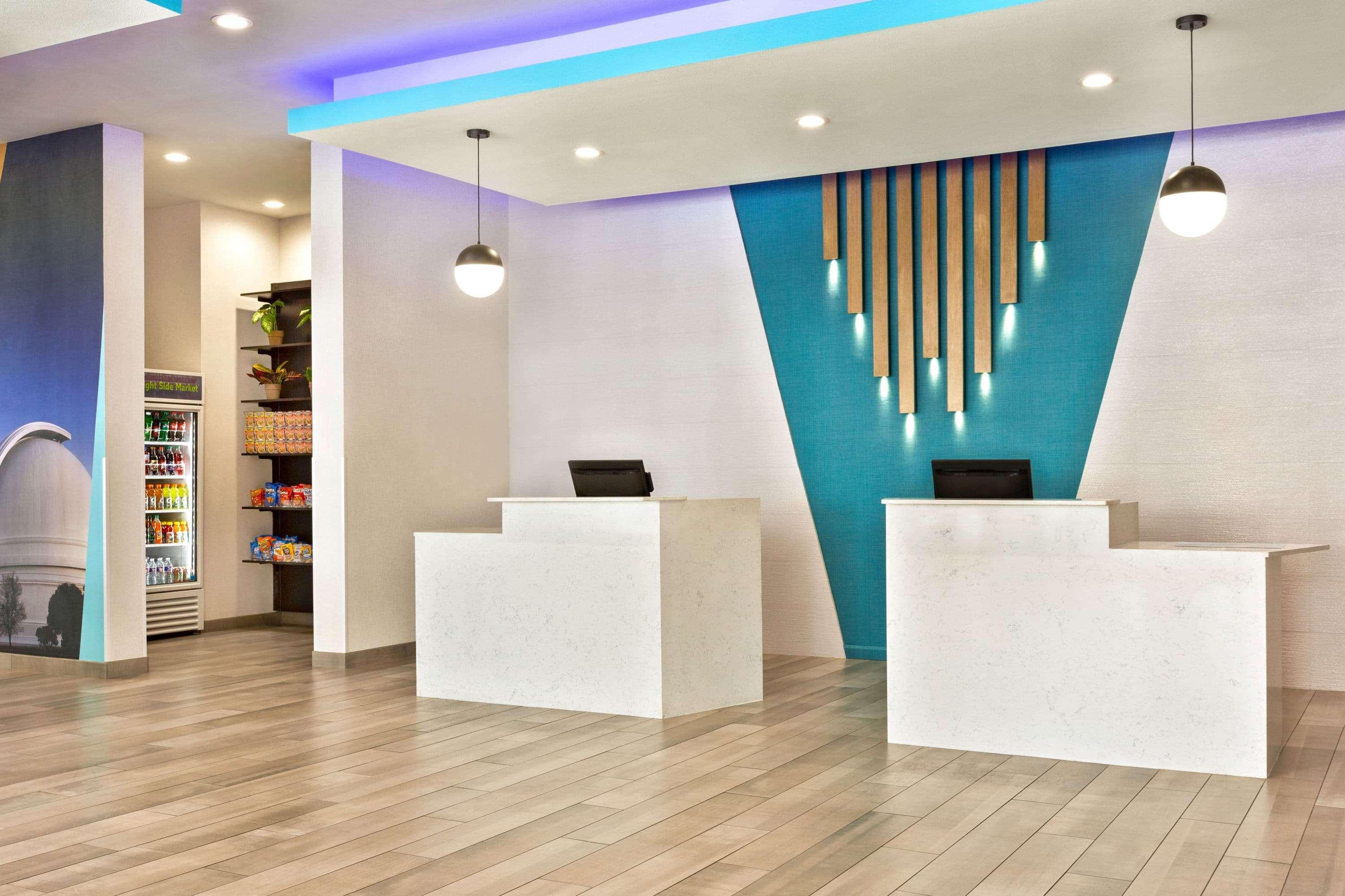 La Quinta By Wyndham Richmond-Sugarland Hotel Ngoại thất bức ảnh