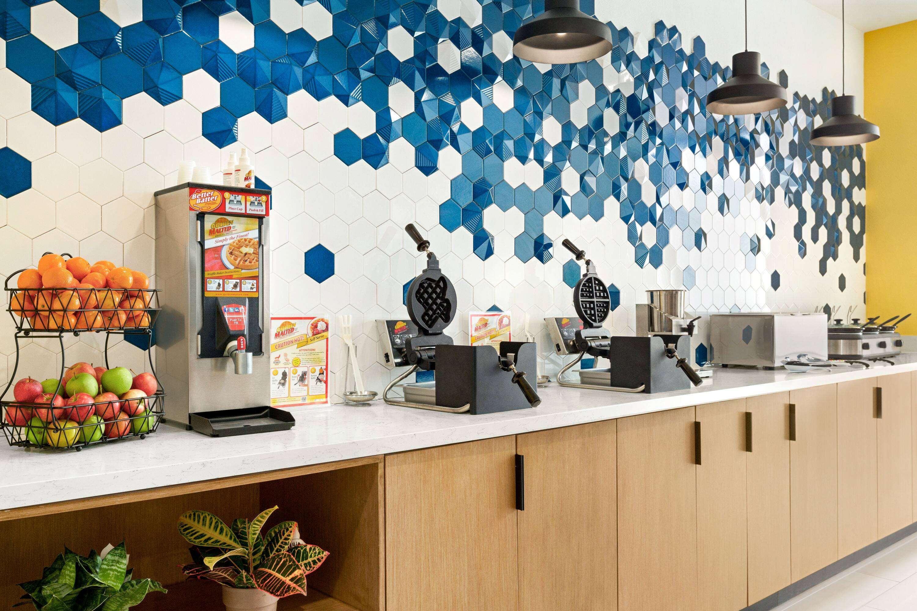 La Quinta By Wyndham Richmond-Sugarland Hotel Ngoại thất bức ảnh